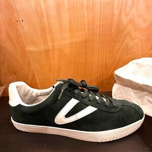 NEW Men's Dark Green Tretorn Size 12